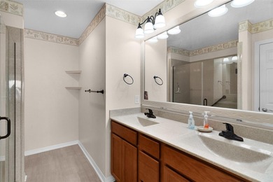 ~PRICE REDUCTION!~ ~CORNER LOT~ ~BRICK & PAVER FRONT PORCH~ on Pennbrooke Fairways in Florida - for sale on GolfHomes.com, golf home, golf lot