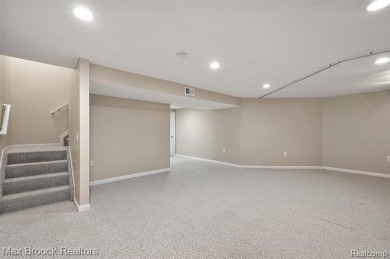 This beautifully maintained condo in the desirable Maples on The Maples Club in Michigan - for sale on GolfHomes.com, golf home, golf lot