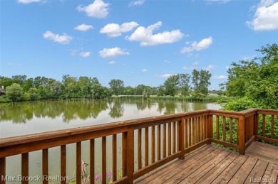 This beautifully maintained condo in the desirable Maples on The Maples Club in Michigan - for sale on GolfHomes.com, golf home, golf lot