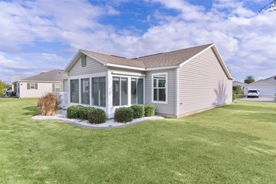 ~PRICE REDUCTION!~ ~CORNER LOT~ ~BRICK & PAVER FRONT PORCH~ on Pennbrooke Fairways in Florida - for sale on GolfHomes.com, golf home, golf lot