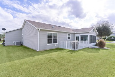 ~PRICE REDUCTION!~ ~CORNER LOT~ ~BRICK & PAVER FRONT PORCH~ on Pennbrooke Fairways in Florida - for sale on GolfHomes.com, golf home, golf lot