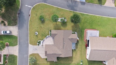 ~PRICE REDUCTION!~ ~CORNER LOT~ ~BRICK & PAVER FRONT PORCH~ on Pennbrooke Fairways in Florida - for sale on GolfHomes.com, golf home, golf lot