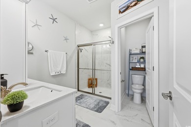 Awesome 4br/3.5ba townhome w/ 1 car garage, screened porch & on  in South Carolina - for sale on GolfHomes.com, golf home, golf lot