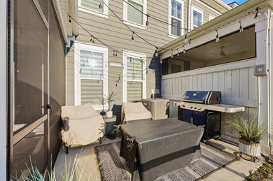 Awesome 4br/3.5ba townhome w/ 1 car garage, screened porch & on  in South Carolina - for sale on GolfHomes.com, golf home, golf lot