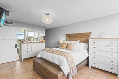 Beautiful and spacious 2-bedroom, 2-bath condo in the desirable on Inverrary Country Club in Florida - for sale on GolfHomes.com, golf home, golf lot