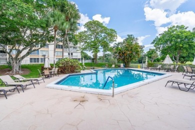 Beautiful and spacious 2-bedroom, 2-bath condo in the desirable on Inverrary Country Club in Florida - for sale on GolfHomes.com, golf home, golf lot