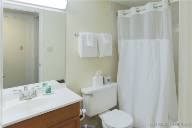 Looking for an affordable single family home in the coveted on The Oaks Golf Course in Missouri - for sale on GolfHomes.com, golf home, golf lot