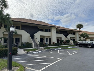 Fabulous 2 bedroom, 2 bath condo located on the 2nd floor. One on Heritage Ridge Golf Club in Florida - for sale on GolfHomes.com, golf home, golf lot