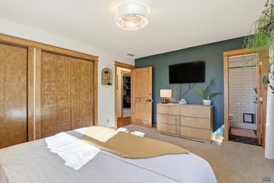 Listed by Cody Brown, Engel & Voelkers Black Hills, . This on Arrowhead Country Club in South Dakota - for sale on GolfHomes.com, golf home, golf lot