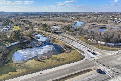 COME SEE ONE OF THE LARGEST OF THE VILLA MODELS WITH A PRIVATE on Whisper Creek Golf Club in Illinois - for sale on GolfHomes.com, golf home, golf lot