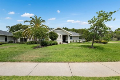 VILLAS AT CYPRESS RUN - WEST..  This EXTREMELY well maintained on Cypress Run Golf Club - Pinellas in Florida - for sale on GolfHomes.com, golf home, golf lot