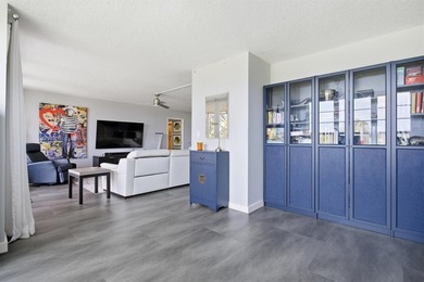 Beautifully updated 2 bedroom, 2 bathroom condo with a den in an on Palm-Aire Country Club and Resort - Palms in Florida - for sale on GolfHomes.com, golf home, golf lot