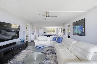 Beautifully updated 2 bedroom, 2 bathroom condo with a den in an on Palm-Aire Country Club and Resort - Palms in Florida - for sale on GolfHomes.com, golf home, golf lot