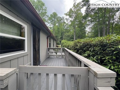 Adorable year-round home on spacious corner lot. One level on Land Harbor Golf Course in North Carolina - for sale on GolfHomes.com, golf home, golf lot