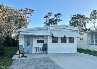 Adorable, move-in ready home with 2 full bathrooms--- sold on The Rookery At Marco in Florida - for sale on GolfHomes.com, golf home, golf lot