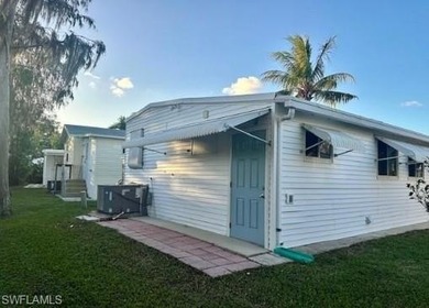 Adorable, move-in ready home with 2 full bathrooms--- sold on The Rookery At Marco in Florida - for sale on GolfHomes.com, golf home, golf lot