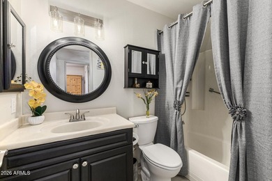 2 bed, 2 bath Sun City home with 1,659 sq ft and bonus room that on PalmBrook Country Club in Arizona - for sale on GolfHomes.com, golf home, golf lot