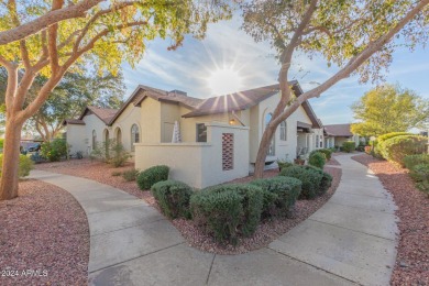 Step into this wonderful end unit in the highly sought after on Country Meadows Golf Club in Arizona - for sale on GolfHomes.com, golf home, golf lot