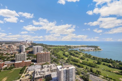 Discover your dream home in this exceptional oversized on Sydney R. Marovitz Golf Course in Illinois - for sale on GolfHomes.com, golf home, golf lot