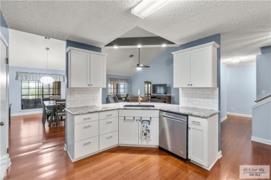 Lovely home located in senior community with resort like on River Bend Country Club in Texas - for sale on GolfHomes.com, golf home, golf lot