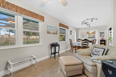 This Charming South Venice POOL home is MOVE-IN-READY with on Jacaranda West Country Club in Florida - for sale on GolfHomes.com, golf home, golf lot