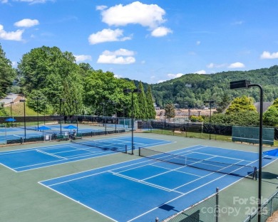Meticulously maintained, recently updated home with 3 bedrooms + on Rumbling Bald Resort on Lake Lure in North Carolina - for sale on GolfHomes.com, golf home, golf lot