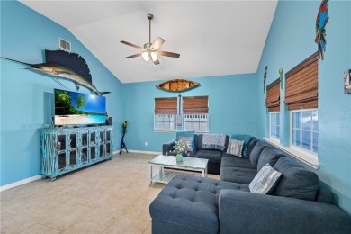 Extremely well-maintained, ground floor home in Safe Harbor! on Palmilla Beach Golf Club in Texas - for sale on GolfHomes.com, golf home, golf lot