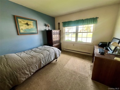Baronet model in a great location. This condo is in excellent on Leisure Village Golf Course in New York - for sale on GolfHomes.com, golf home, golf lot