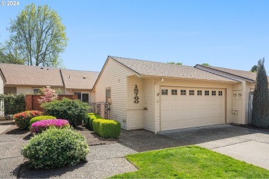 OPEN HOUSE - THIS SUNDAY 5/5 FROM 2-4PM*** Welcome home to this on Summerfield Golf and Country Club in Oregon - for sale on GolfHomes.com, golf home, golf lot