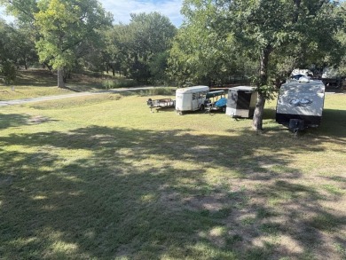 Get out to the countryside and enjoy the Brazos River!  Fun for on Horseshoe Bend Country Club in Texas - for sale on GolfHomes.com, golf home, golf lot