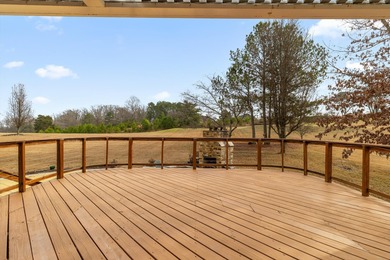 Welcome to 5818 Players Court! This spacious 4 BR, 3.5 BA home on Eagle Bluff Golf Club in Tennessee - for sale on GolfHomes.com, golf home, golf lot