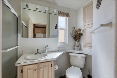 Move in ready and fully furnished 1 bed with 2 full baths! Home on Riverview Golf Course in Arizona - for sale on GolfHomes.com, golf home, golf lot