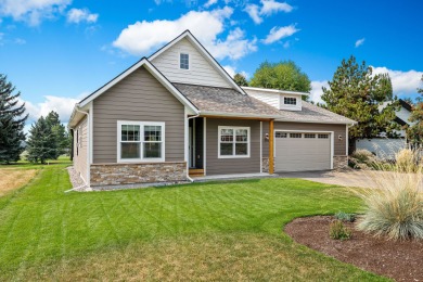 PRICED BELOW RECENT APPRAISAL! This Eagle Bend gem offers a rare on Eagle Bend Golf Course in Montana - for sale on GolfHomes.com, golf home, golf lot