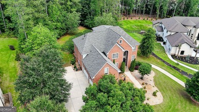 PRICED TO SELL! Welcome to 805 Cog Hill - Country Club Living at on Eagles Landing Country Club in Georgia - for sale on GolfHomes.com, golf home, golf lot