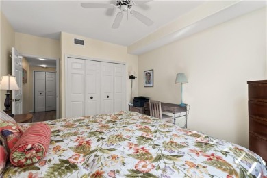 Worthington Country Club End-Unit 1st floor Carriage home with on Worthington Country Club in Florida - for sale on GolfHomes.com, golf home, golf lot