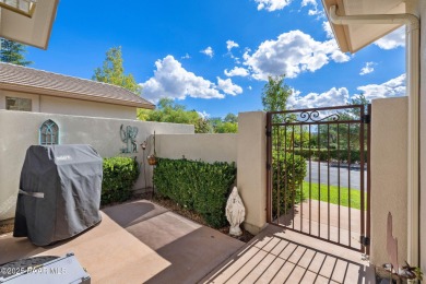 Like new town home in the golf course community of Prescott on Prescott Lakes Golf and Country Club in Arizona - for sale on GolfHomes.com, golf home, golf lot