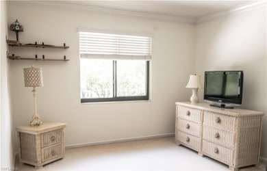 Discover the perfect blend of comfort and convenience in this on Riviera Golf Club in Florida - for sale on GolfHomes.com, golf home, golf lot