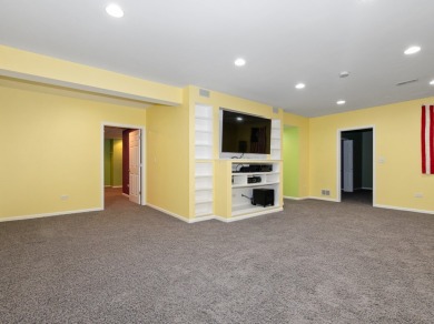 Welcome to your new 2 story home, nestled in the highly on Palos Country Club in Illinois - for sale on GolfHomes.com, golf home, golf lot