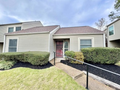 Renovated Lakeland Condo with 1 car garage under 200k!! on Stonebridge Golf Club in Tennessee - for sale on GolfHomes.com, golf home, golf lot