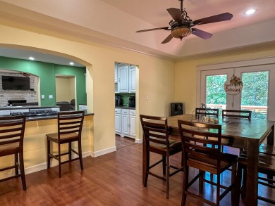 Spacious Family Home in the Heart of Cherokee Village! Move on Cherokee Village North Course in Arkansas - for sale on GolfHomes.com, golf home, golf lot
