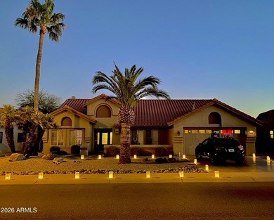 Sun City West Gem!!! This home exudes charm with an easy to on Trail Ridge Golf Course in Arizona - for sale on GolfHomes.com, golf home, golf lot