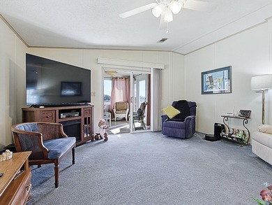 Welcome to this well-maintained and updated 2-bedroom, 2-bath on Plantation Golf Club in Florida - for sale on GolfHomes.com, golf home, golf lot