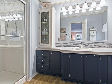 Welcome to this well-maintained and updated 2-bedroom, 2-bath on Plantation Golf Club in Florida - for sale on GolfHomes.com, golf home, golf lot