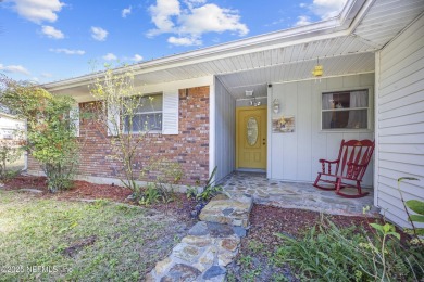 Welcome to this charming 1,523 sqft single-family home nestled on Palatka Golf Club in Florida - for sale on GolfHomes.com, golf home, golf lot