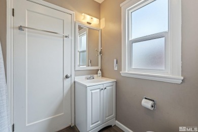 Beautifully maintained single-family home in the heart of Reno on Washoe County Golf Club in Nevada - for sale on GolfHomes.com, golf home, golf lot