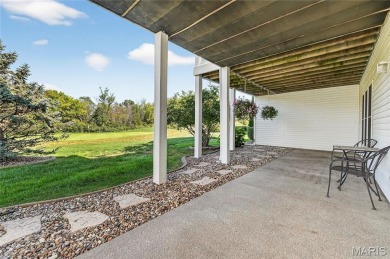 Beautifully maintained 3 bedroom home on the 4th green! This on Hawkridge Golf Course in Missouri - for sale on GolfHomes.com, golf home, golf lot