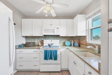 Don't walk, Run to see this updated gorgeous condo! Don't miss on Pinebrook/Ironwood Golf Course in Florida - for sale on GolfHomes.com, golf home, golf lot