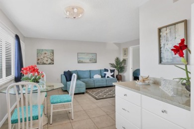 Don't walk, Run to see this updated gorgeous condo! Don't miss on Pinebrook/Ironwood Golf Course in Florida - for sale on GolfHomes.com, golf home, golf lot