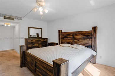 Discover your new home in Weston: spacious 2/2, partially on Bonaventure Country Club in Florida - for sale on GolfHomes.com, golf home, golf lot