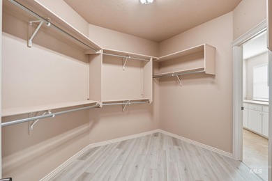 Builder's Own Masterpiece on the 5th Fairway. Welcome to Banbury on BanBury Golf Club in Idaho - for sale on GolfHomes.com, golf home, golf lot